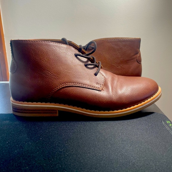 Cat and Jack size 6 boys dress shoes - Picture 1 of 4